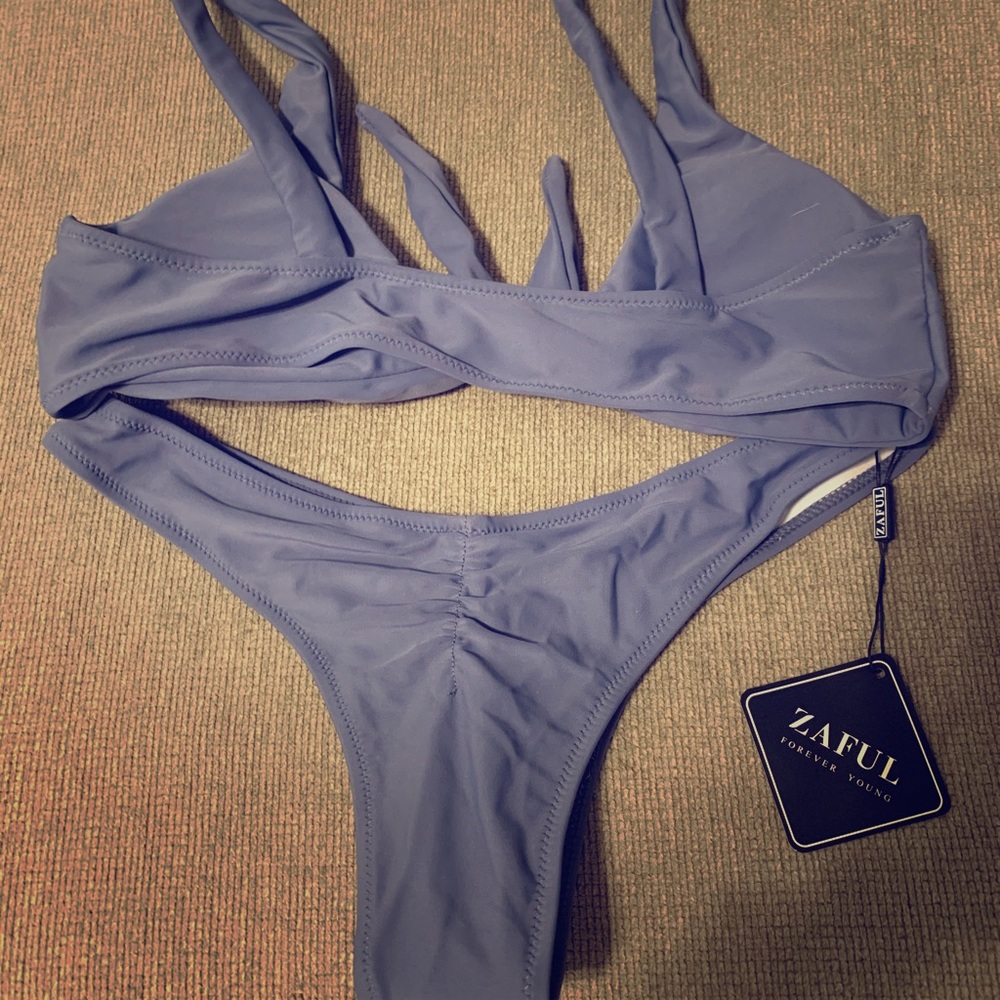 2-piece bathing suit